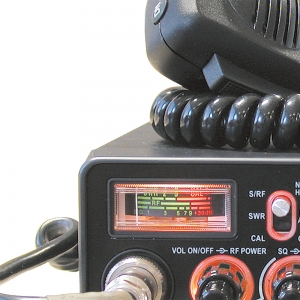 Les Postes Radio-CB / radioamateur